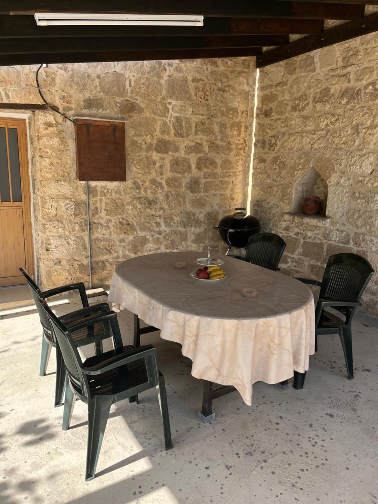 Friendly Villagehouse Paphos Eksteriør bilde