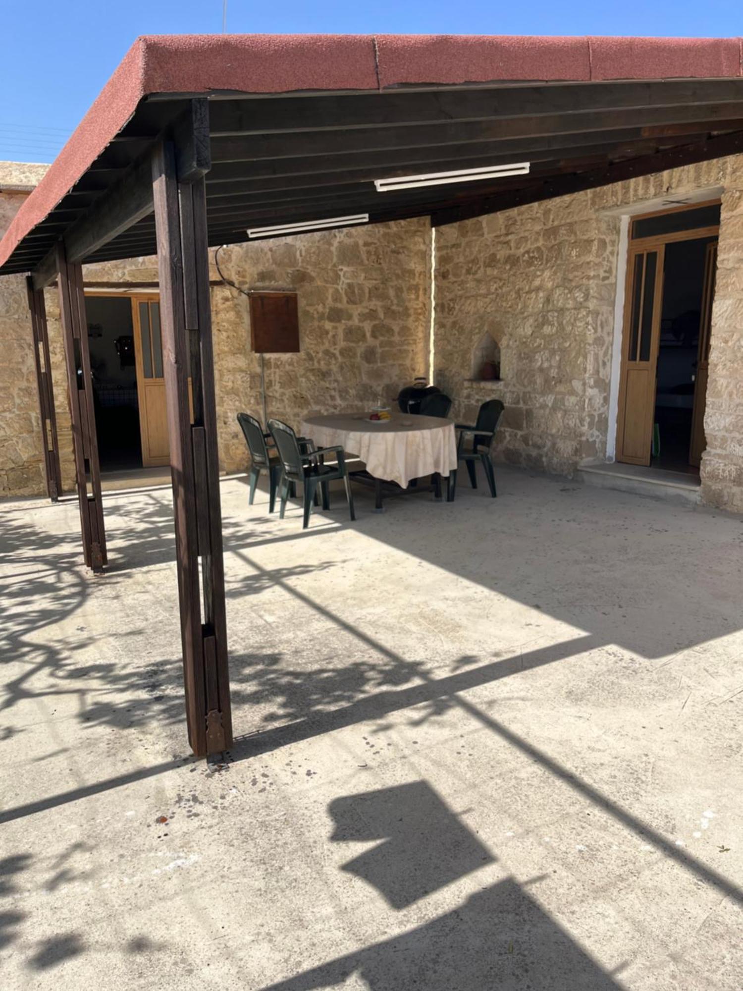 Friendly Villagehouse Paphos Eksteriør bilde